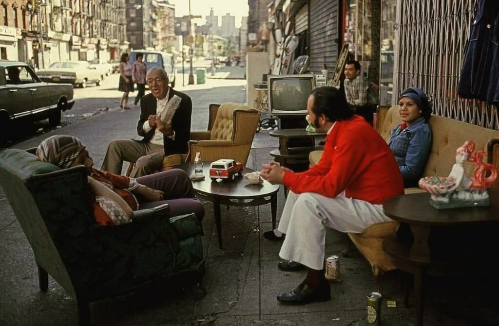 Artissin's tweet photo. Lower east side, Avenue C, 1978, Photo by: Philip Pocock - I had to share it’s Such a beautiful pic of what used to be NYC ✨ #nyc #1978 #citylife #newyorkcity #life #adventure #culture #live #love #strive #time #timemachine #manhattan #les #lowere… https://t.co/KkuopQPDKf https://t.co/WZOvr0K3XO