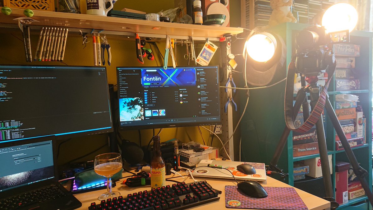 Setting up my "recording studio" 😎. Excited to appear on sveltesociety.dev tomorrow 😱
