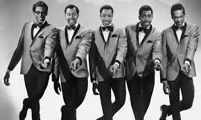 switolive77's tweet photo. #SundownerKBC The Temptations, Just my Imagination 🎶🎵🎸🎸🎸🎷🎷🎷 https://t.co/zWGGnAql3l
