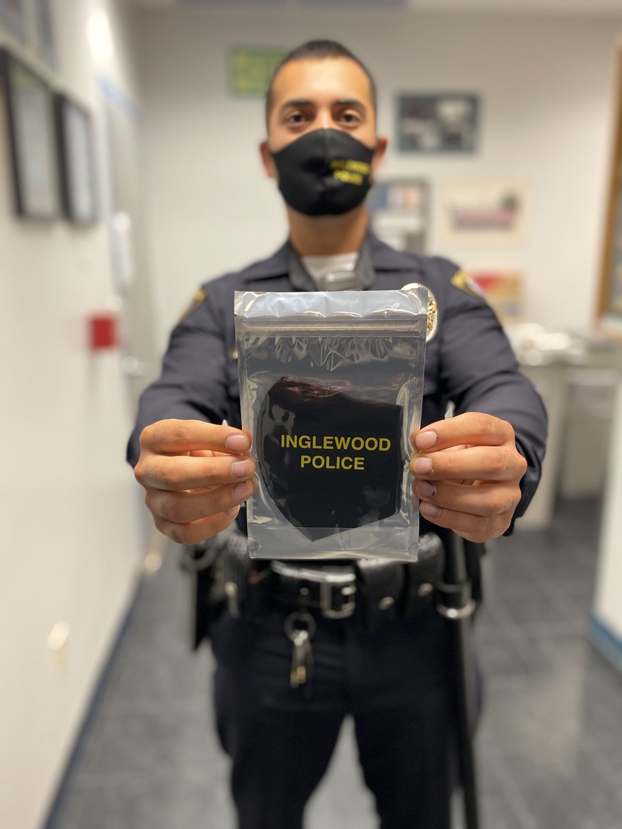 Inglewood_PD's tweet photo. Custom Face Coverings donated by The Wood Class.
THANK YOU!!
#thewoodclass
#inglewoodpd https://t.co/fyP7EuUD32
