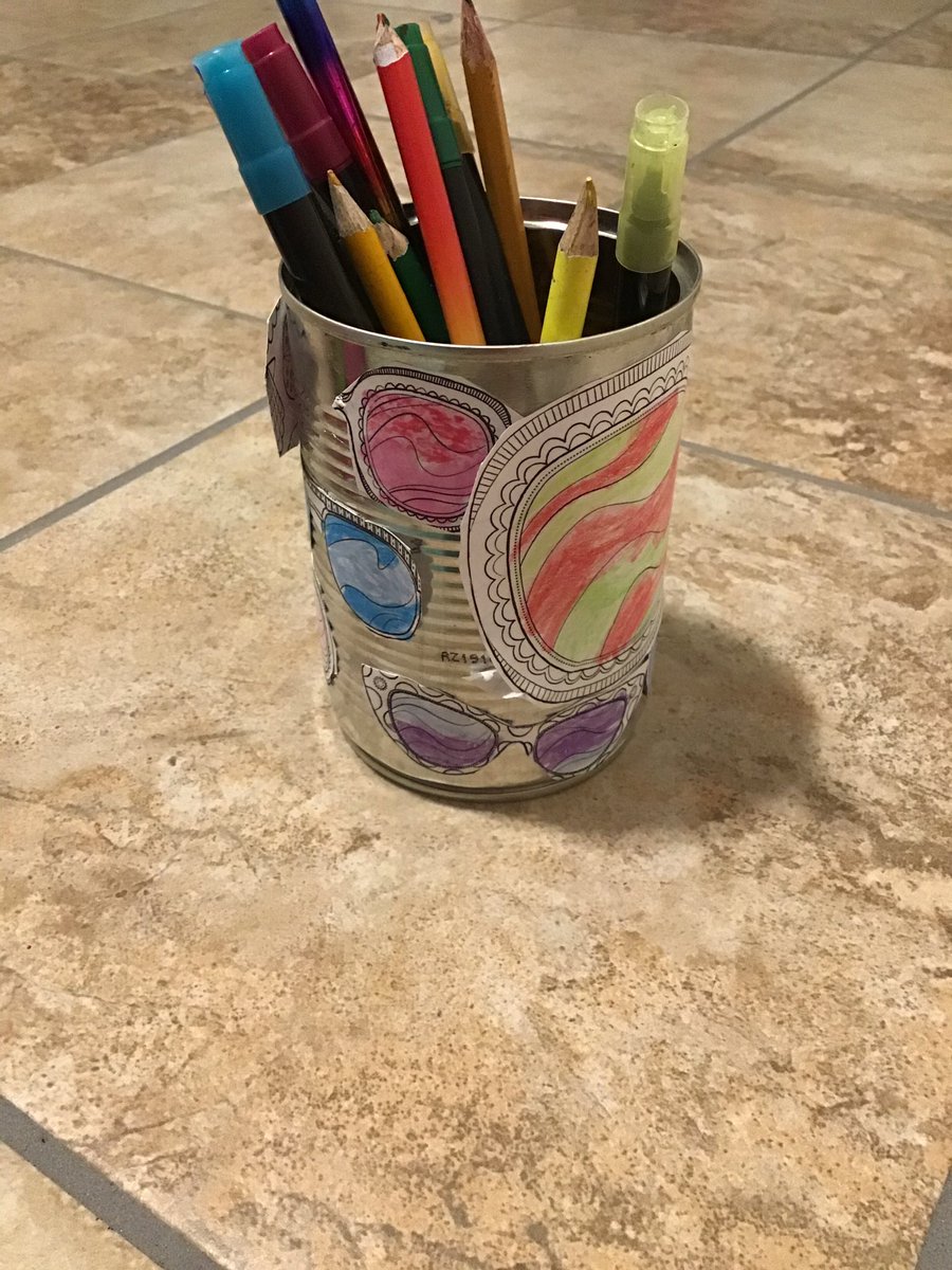 lizamscott's tweet photo. Jocelyn is staying organized with her pencil holder made from a can! Great job, Jocelyn! #TrashChallenge #GiftedProject @RESelem https://t.co/hyGvuIxylw