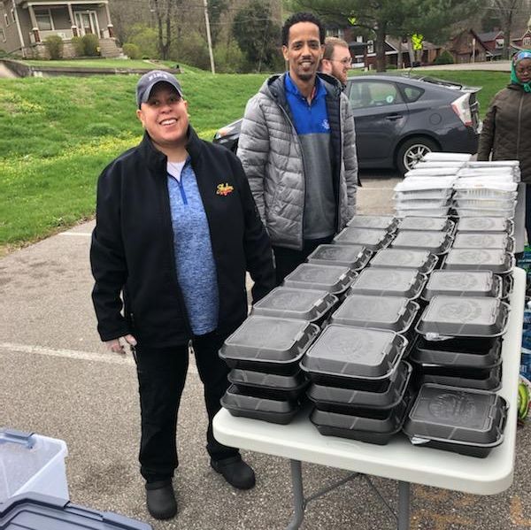 Skyline_Chili's tweet image. We’re proud to give back to the essential workers on the frontlines who have been working tirelessly to serve our communities, as well as families in our community who have been impacted. Thank you for all that you do. 💙