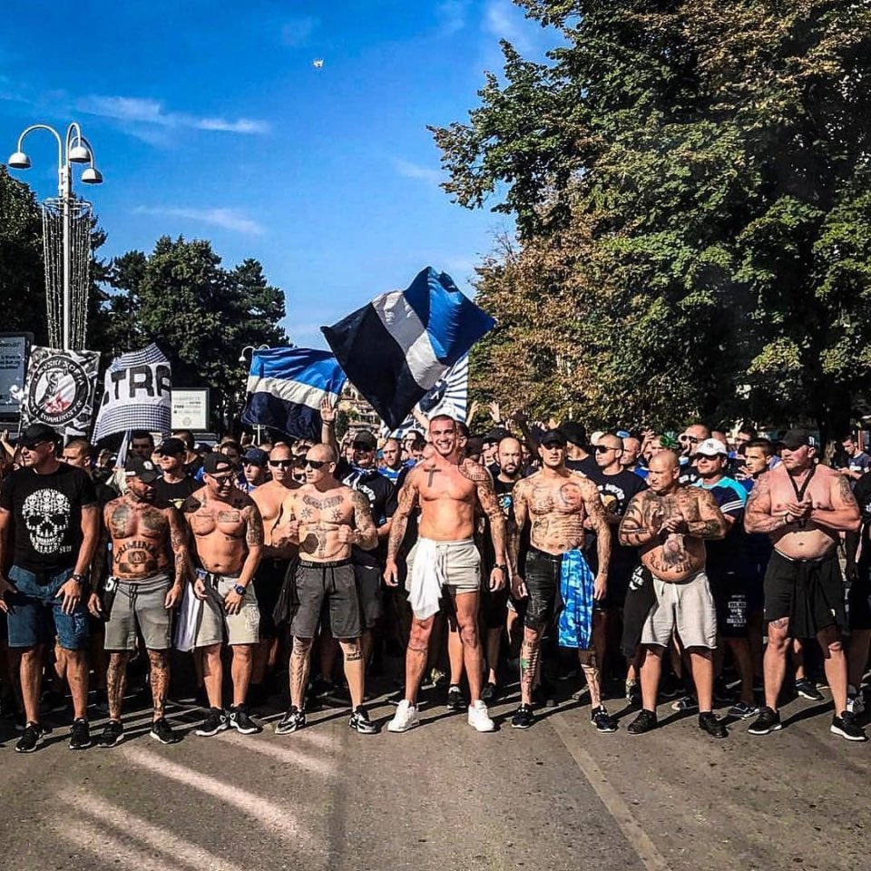 Attwud's tweet photo. @jimlee931 @pereira96_ https://t.co/1WvcehULG4