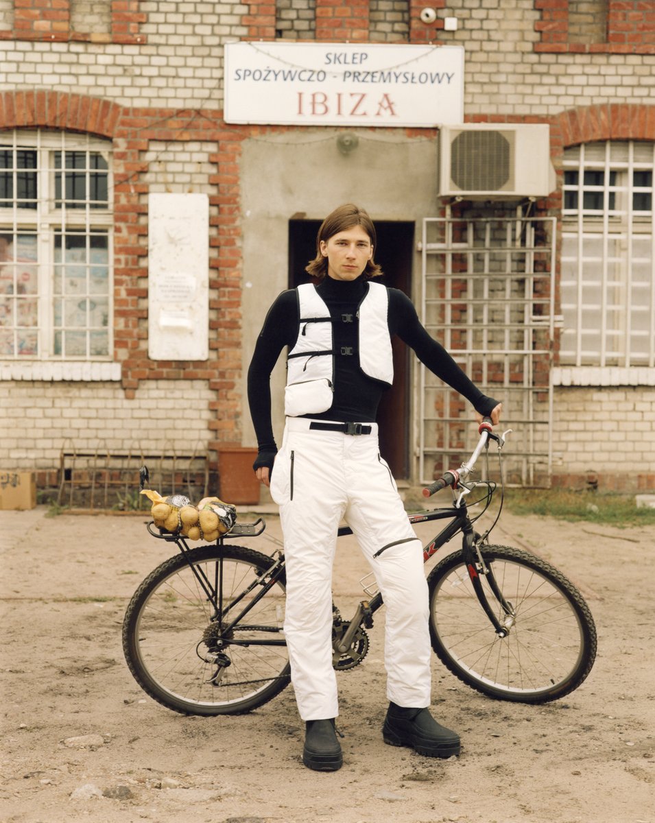 _davidkele's tweet photo. Last summer I styled this cover and main story for the Hot Hot Hot! Magazine. Although we shot this in June the temperature was about 10°C. 🥶
Photo by Lola and Pani 
@MaisonValentino @Prada @Moncler @jacquemus @DriesVanNoten https://t.co/qspaPEzuiO