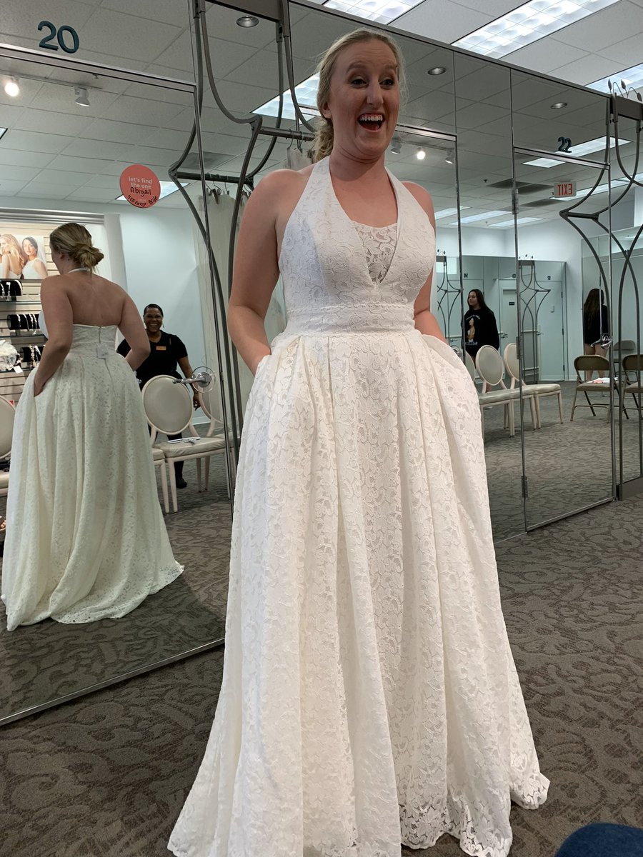 Rose17Abby's tweet photo. Today:
You and the guys drinking beers, putting on your jeans and vests. Me and my girls drinking, doing our hair/makeup, prepping for the wedding. Excited to see your reaction as I walked down the aisle. We were going to be Mr./Mrs. Kirkpatrick, enjoying life #keepingkirkpatrick https://t.co/N24B451Yot