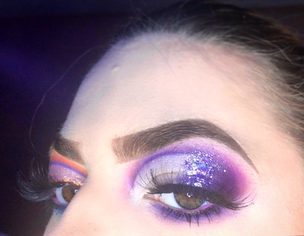 angiescorner_'s tweet photo. Where my purple people at ?๐๐
Look using @joliebeautyHQ PROUD palette #udm_muas #purple https://t.co/8WSIvqflzW