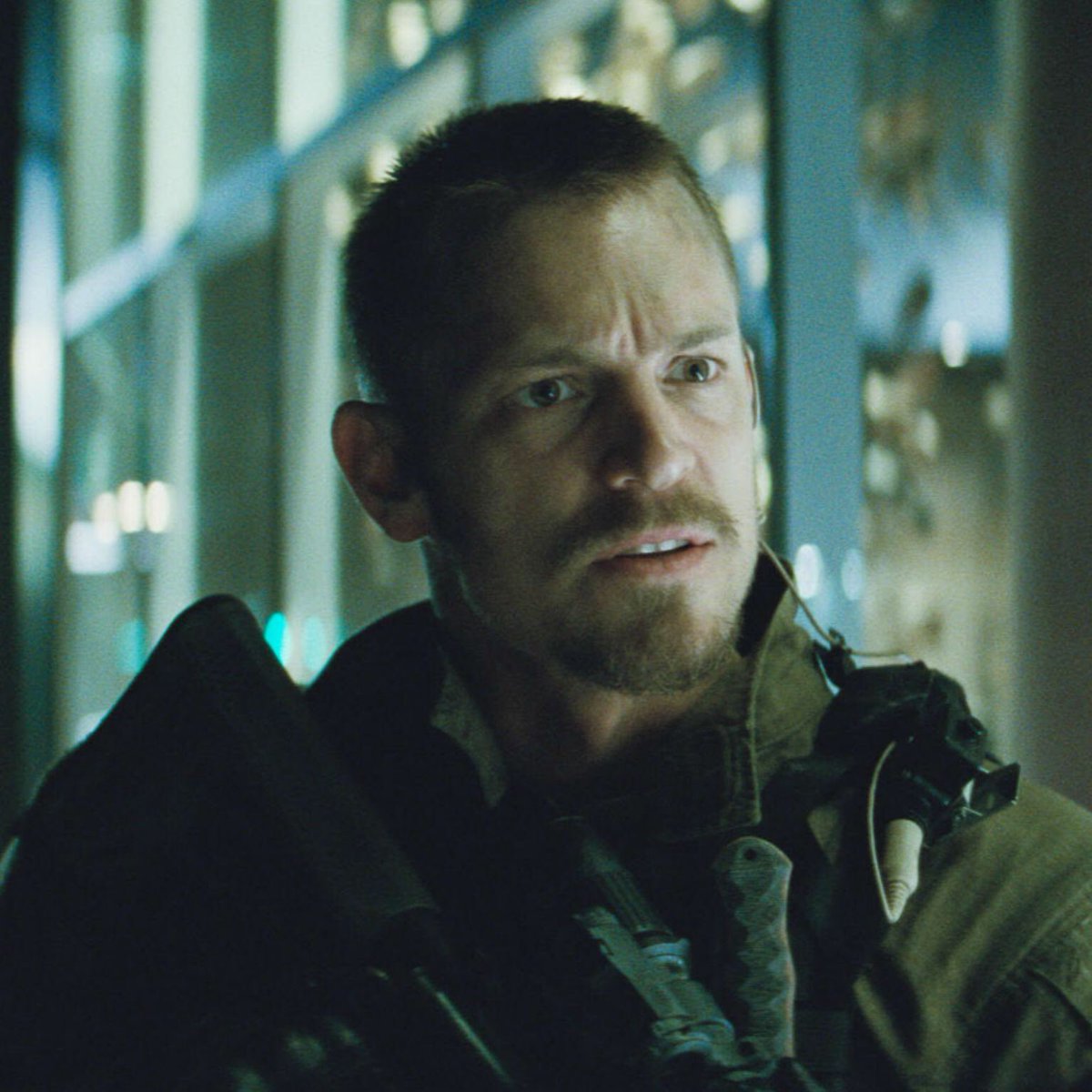 Both Tom Hardy and Jake Gyllenhaal were offered the role of Rick Flag in Suicide Squad, a role that ultimately went to Joel Kinnaman in the end. Hardy dropped out due to scheduling conflicts while Gyllenhaal was simply not interested.