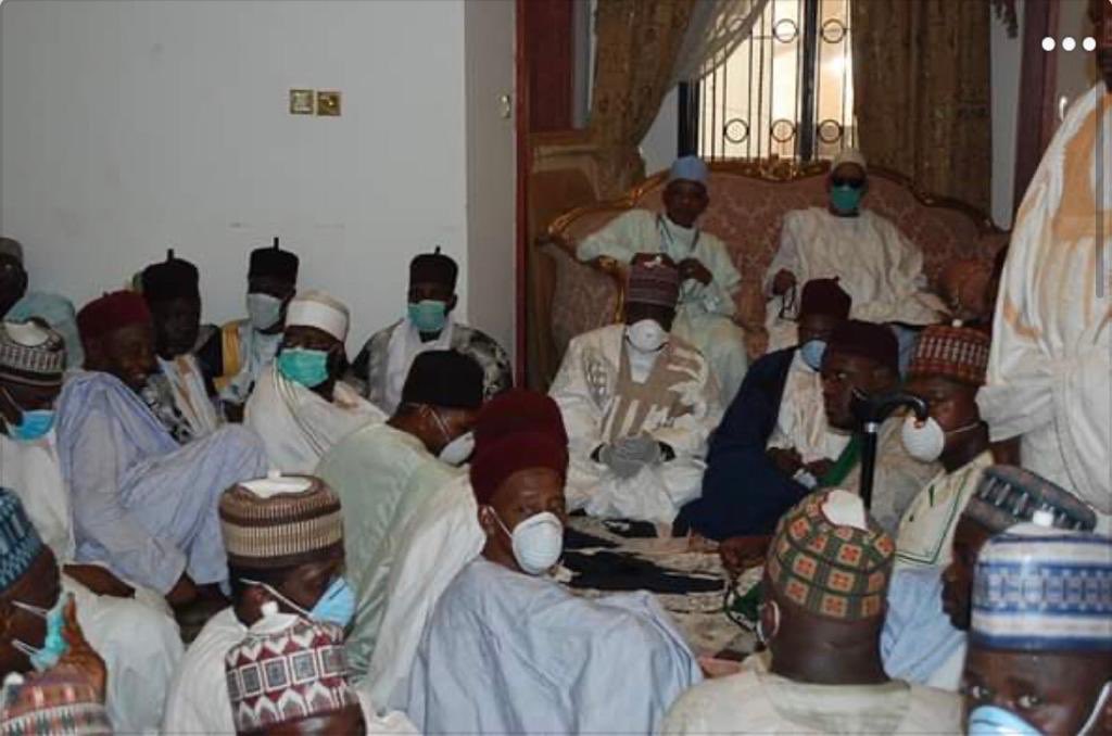 SaharaReporters's tweet photo. PHOTONEWS: Again, Social Distancing Rules Violated During Prayer For Late Father Of Ex-Borno Governor, Ali Modu Sheriff, At His Residence In Maiduguri On Saturday https://t.co/DufKZHhcL4