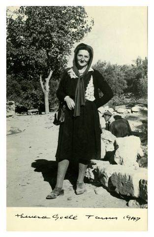 In 1946, upon invitation from archaeologist Hetty Goldman, Goell headed to Turkey, despite being told it was not safe for her as a single, deaf, Jewish woman. Working in a male-dominated profession and travelling to an area where western women were rarely seen was also difficult.
