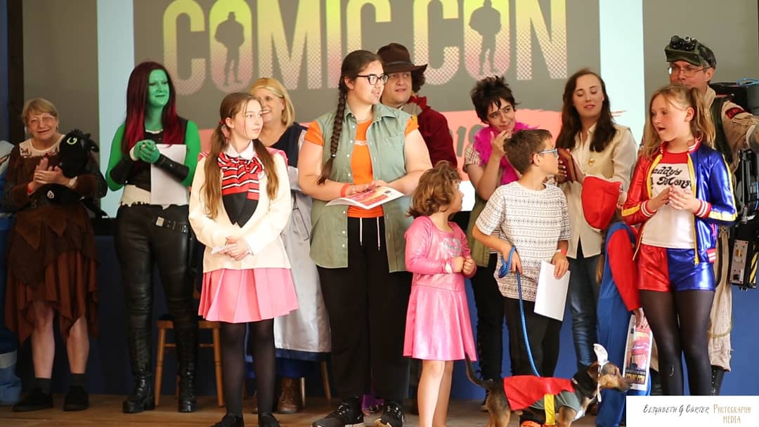 ecartermedia's tweet photo. Driffield Comic Con Highlights Video June 2019
@d14events
Video:
https://t.co/s6FqNl9d2o
#driffieldcomiccon #driffield #comiccon #cosplay #cosplayer #highlights #hullfilmmaker #elizabethcartermedia #hullcosplay #hullcomiccon #district14 @AbbieSTABBY @ParrotsnPirates @skaromedia https://t.co/FRpnevz1c3