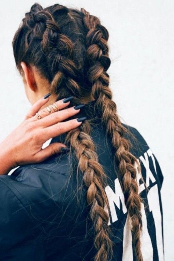 Ellispoke's tweet image. Deconfinement be like ❤️ l’adorer c’est l’adopter #boxerbraids #workoutstyle #hairstyle #lovingit