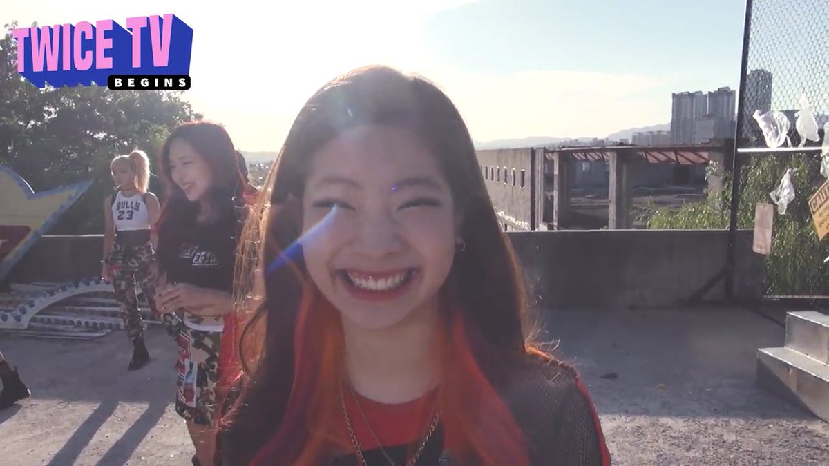 dont you just melt when dahyun smiles so wide that her eyes disappear