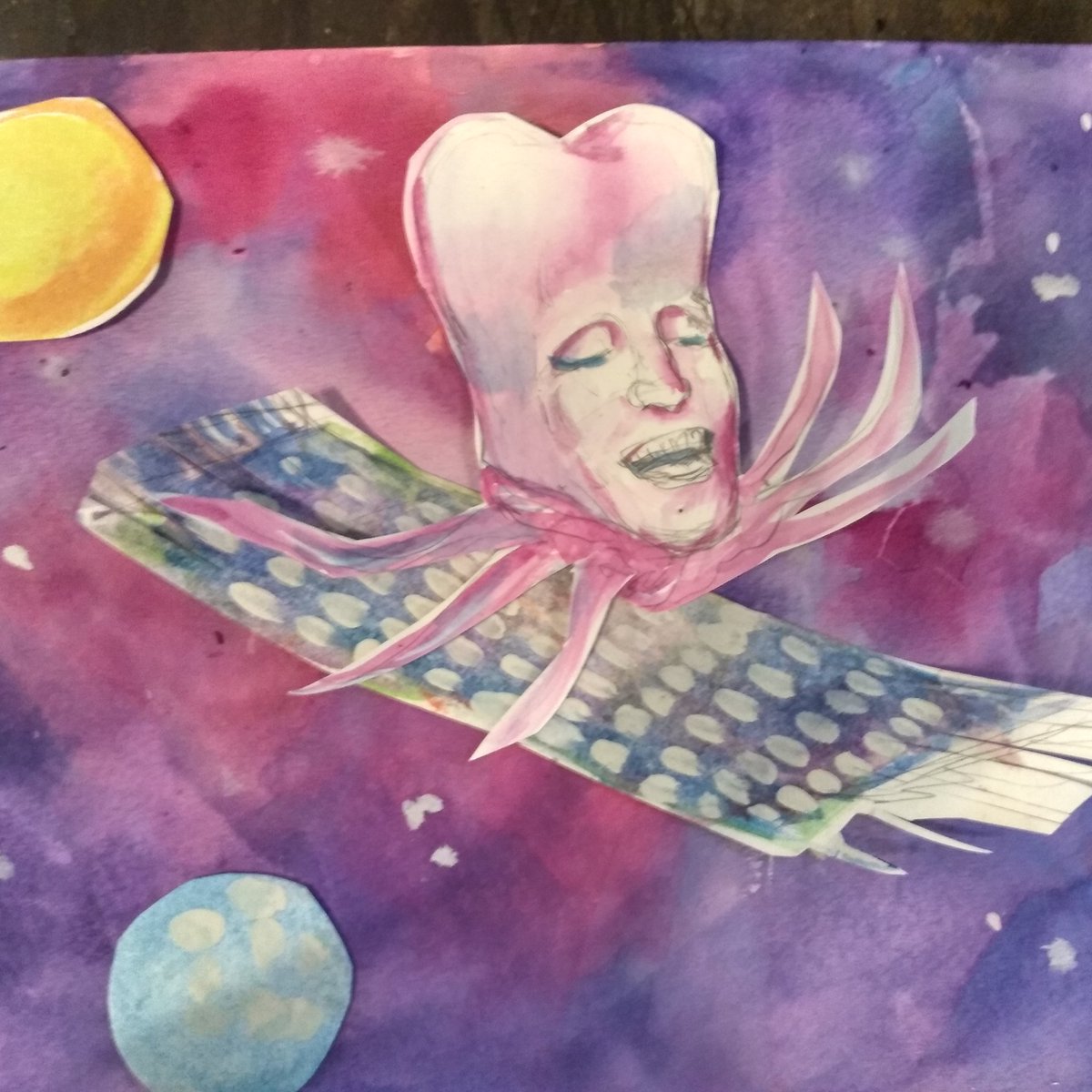 Superfig1's tweet photo. @noelfielding11 #noelsartclub #collageart #tonyharrison#mightyboosh#tonystealsthecarpetforadrunkenspaceride https://t.co/9FPX4Jw22k