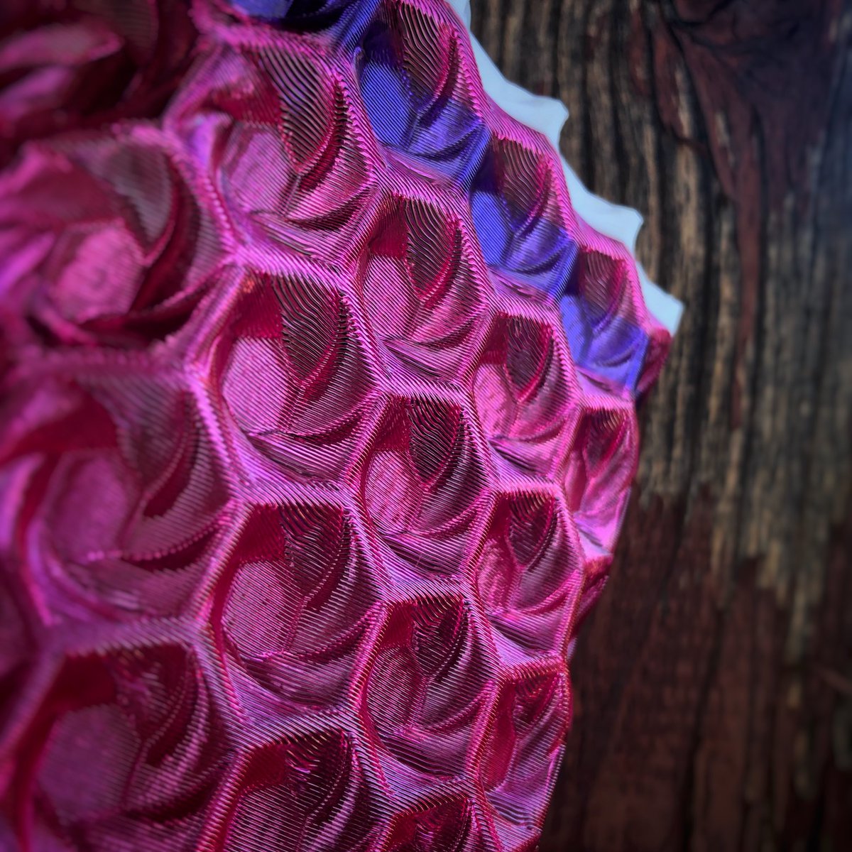 grafitomi's tweet photo. A little stress relieving spaghetti printing.
Vortex bowl by my buddy @Bugman_140
0.4 layers with some color changes
Nice transparent PETG materials from @3DPrinTek Austria
https://t.co/4z54CqfkYA
#3dprinting #spaghetti #vasemode #wavey #hexagons #speedprint #decorative https://t.co/0w1jjK2Kpq