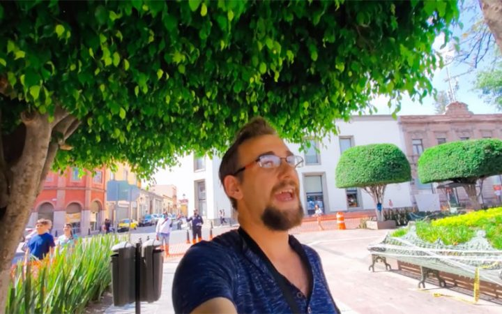 ADNQro's tweet photo. #Entérate Pide Arango que SEGOB expulse a extranjero que burló cerco sanitario en la capital

"No podemos permitir que este tipo de personas quieran imponerse a las autoridades de nuestro estado", afirmó.

👉🏽https://t.co/x4cn7W1IhE https://t.co/4up7qHqTbd