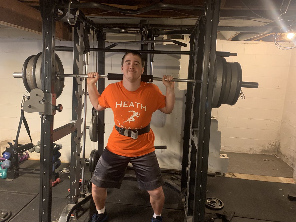 #squatSaturday ⁦<a href="/DubC_Football/">Wilmington Football</a>⁩
