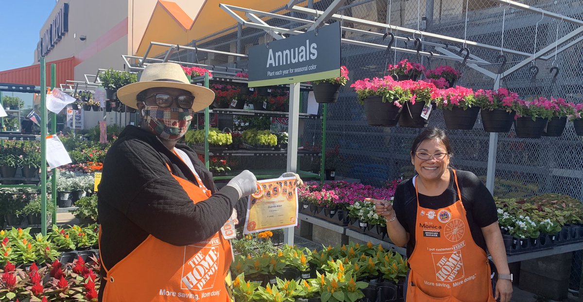 Happy 5 year Anniversary to Gussie!  We appreciate all you do for us.   <a href="/timpcapps/">Tim Capps</a> <a href="/CarpenterTrina1/">Trina Carpenter 🐾</a> @monicar_jimenez