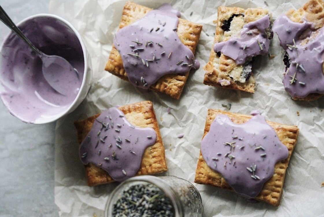 CourtneyNoir's tweet photo. lavender desserts https://t.co/MIsNqP4ny3
