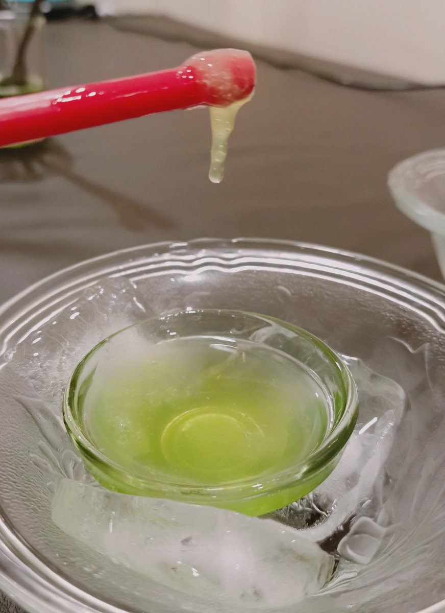 mitali_inamdar's tweet photo. Happy DNA Day!!
Take a look at home extracted DNA of onion!
Miss working in lab...
#DNA2020 #DNADay20 #rosalindfranklin #watsonandcrick #doublehelix #QuarantineLifeBeLike #QuarantineDiaries #QuarantineScience #QuarantineAndChill #WorkFromHome #StayAtHome https://t.co/9gDxen4e2W