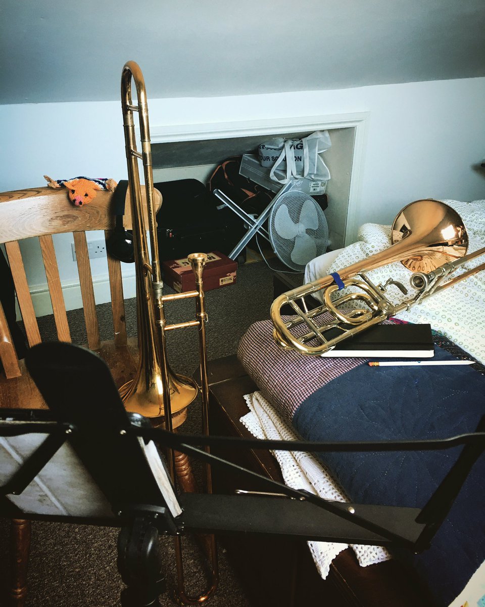 Been busy up at Attic Studios today, getting the latest Leopard Quartet arrangement down. Can’t wait for you all to hear it, plenty of fun and surprises in store! In the meantime head to my Soundcloud (link in bio) for all our previous recordings!