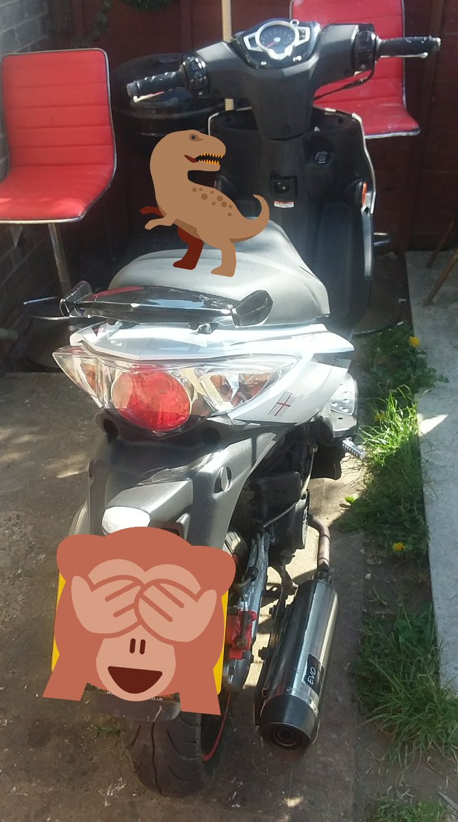 NSRAPT's tweet photo. #Traffic #RAPTors helped @IpswichPolice @IpsEastPolice with a dangerous rider & fail to stop in #Ipswich
🏍 found at it's home address
Rider didn't have a #licence or #insurance
Plus he gave a positive @DrugWipeUK
#Teamwork #Youwillbefound
@fatal4uk
#PC1888 #PC516 https://t.co/qudHYaqxLW
