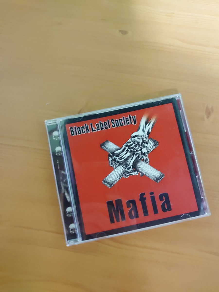 ffhvy_y's tweet photo. #blacklabelsociety #zakkwylde はアルバムとしては #mafia が好き!
ダレルの死も重なり、一番ソウルフルに仕上がったと感じた作品!

#inthisriver #saywhatyouwill #ineverdreamed が心揺さぶられた https://t.co/nHFCmPUF55