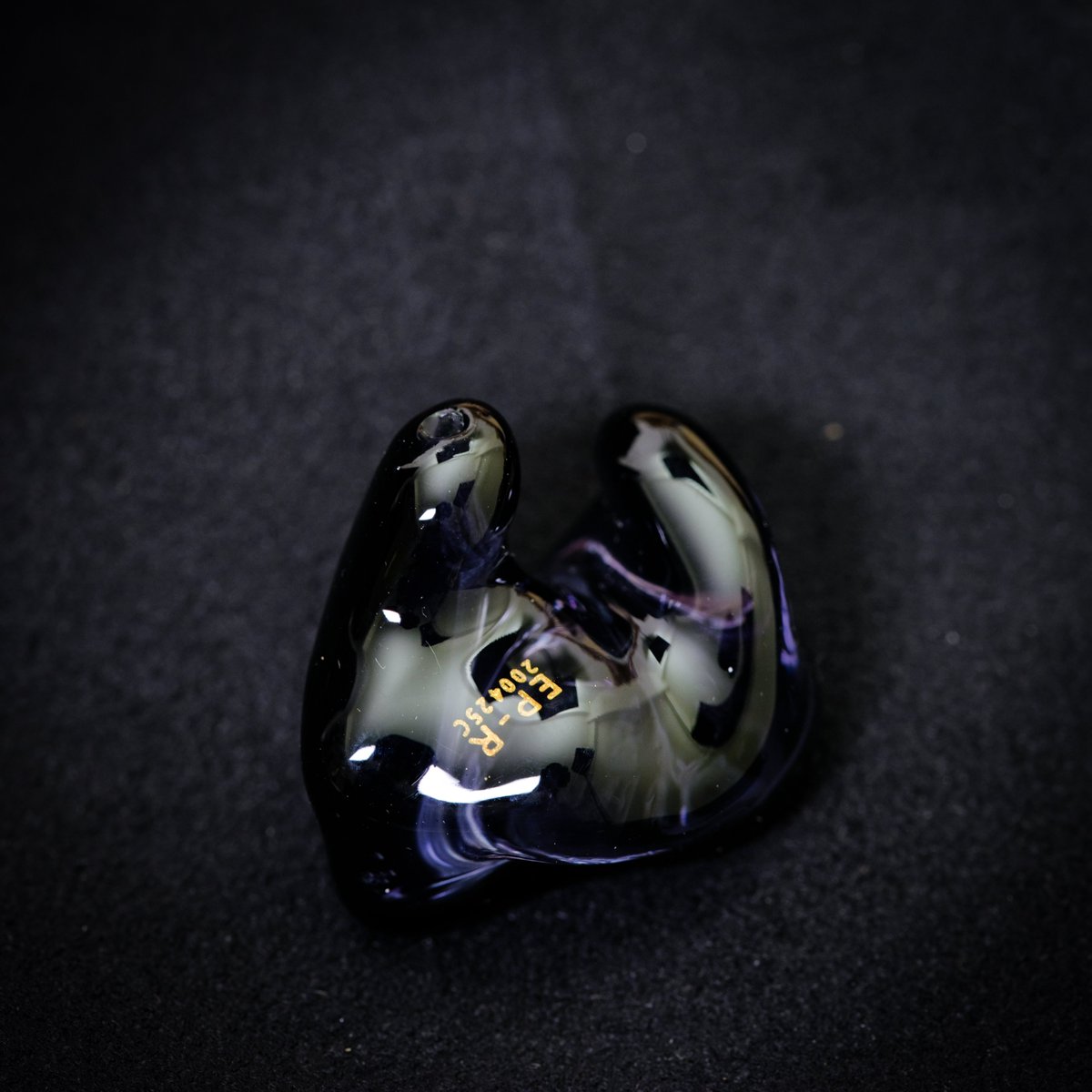 AureCustom's tweet photo. Earplug! 

Also can do artwork on it!

#aurecustom #iem #ciem #reshell #earplug #custominears https://t.co/5JlKm0ReyL
