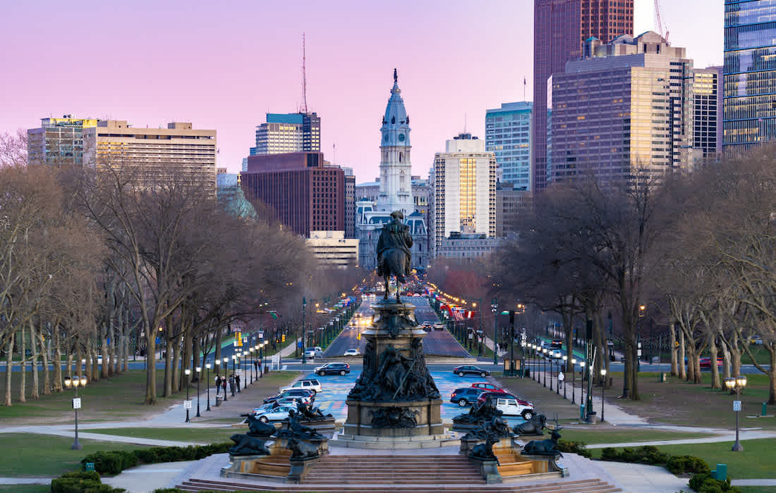 Check out our Pennsylvania Road Trip Plans at: 
thetravelingdinks.com/planning-a-pen…
#roadtrip #travel #philadelphia #riversofsteel