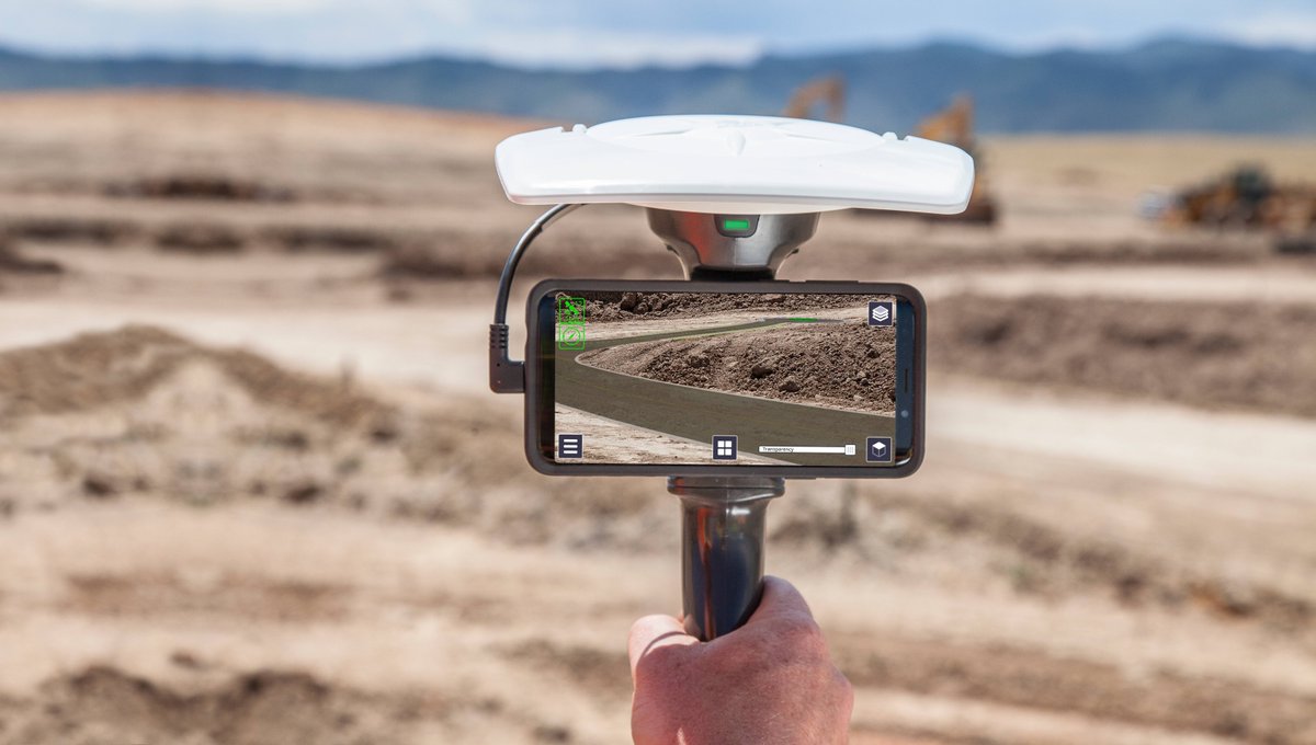 Trimble® SiteVision™ is a user-friendly multi-purpose tool used for communicating new designs and changes to field crews, inspections, determining productivity and calculating quick measurements on site including points, lines and cut/fill values.