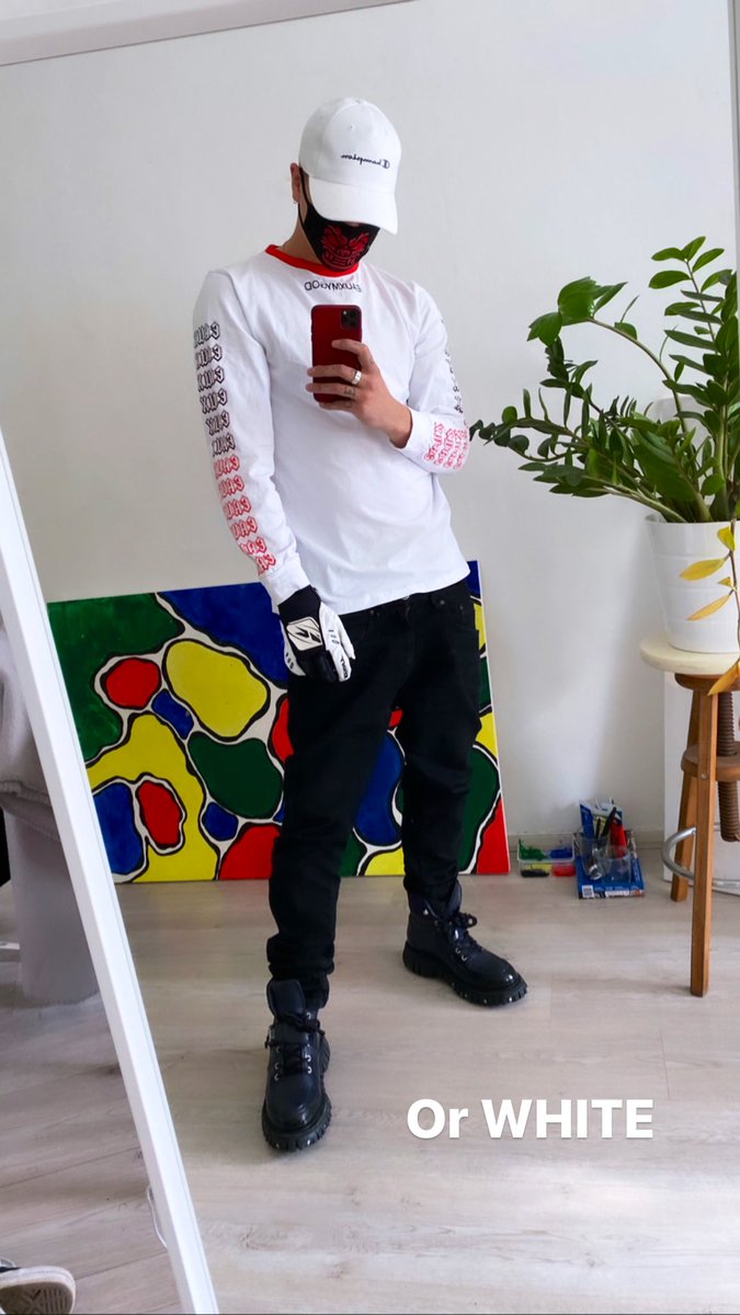 CESQEAUX's tweet photo. New CESQEAUX LONGSLEEVES https://t.co/H941fWrUol https://t.co/4pdVY3jFPQ