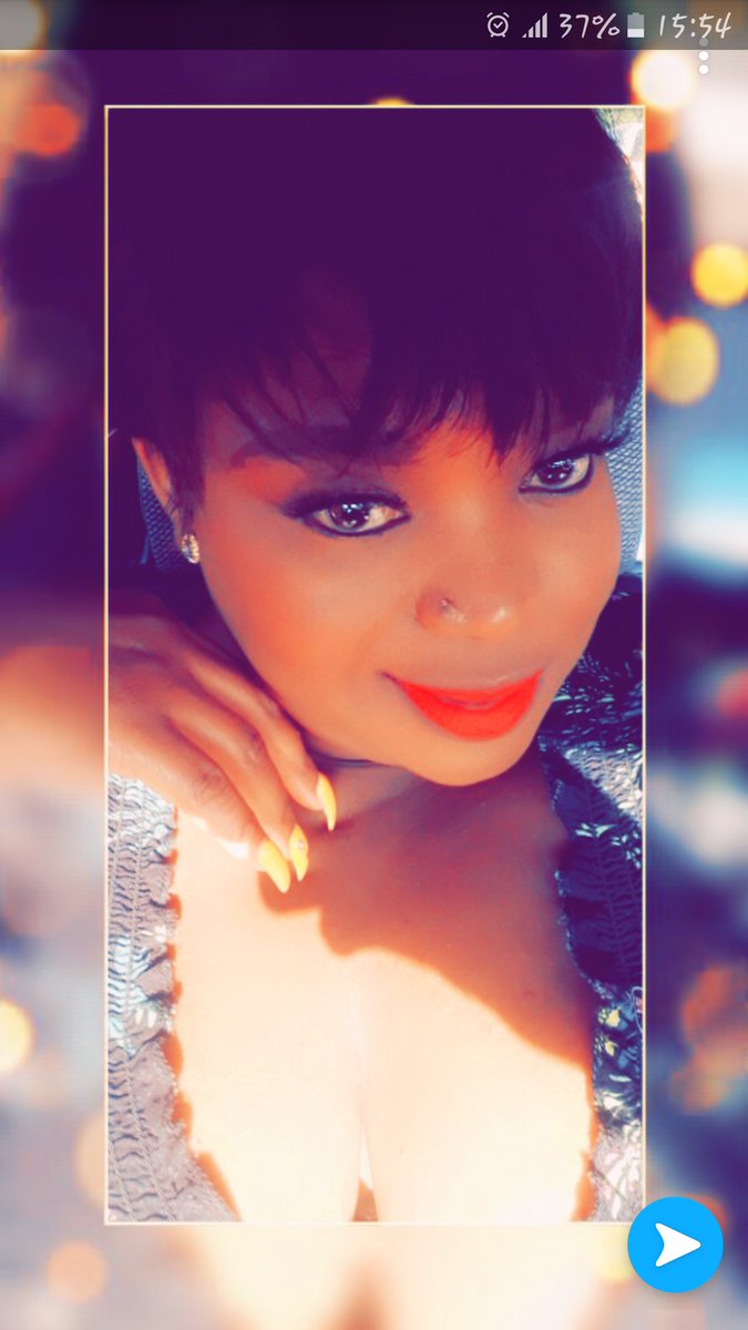 DeShe121's tweet photo. Diva #Deshe 🌹🌺🌸#SingleFlames https://t.co/e7dg1WSHzD
