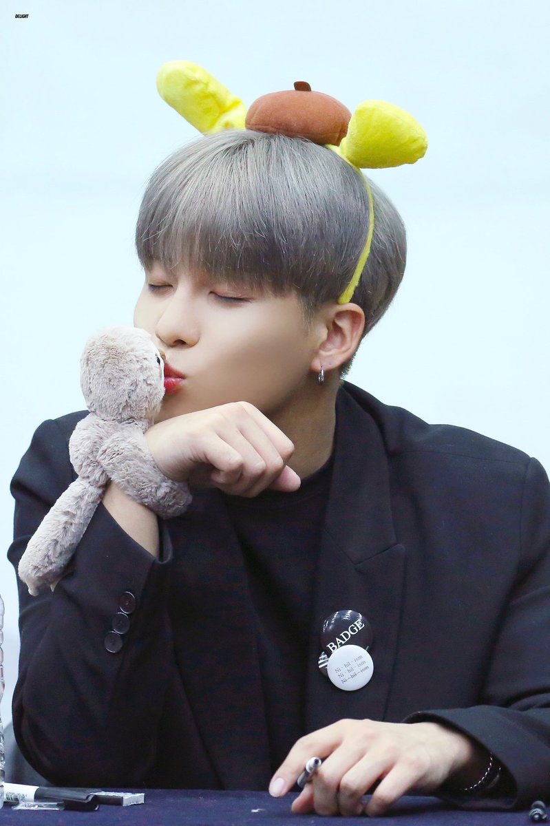 jongho with plushies, do not open thread if you have a weak spot for jongho