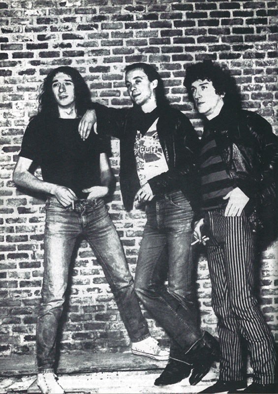 jnavarrolucano's tweet photo. Yo era de los Leño: Cuando el rock and roll era un arte https://t.co/TNkXSDU7Pu https://t.co/sNgL0Ua5Ru