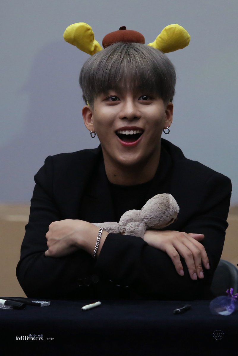 jongho with plushies, do not open thread if you have a weak spot for jongho