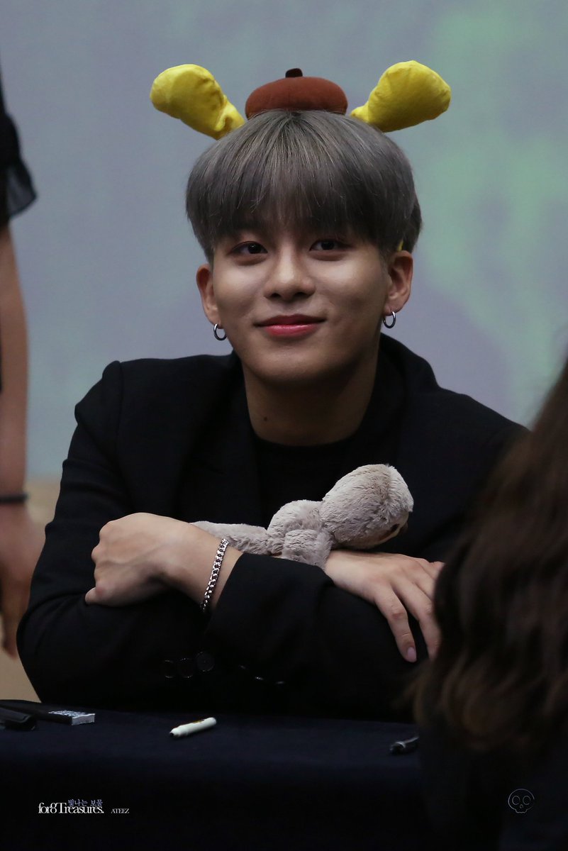 jongho with plushies, do not open thread if you have a weak spot for jongho