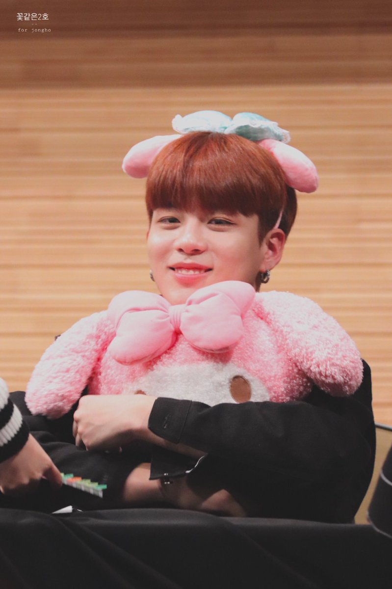 jongho with plushies, do not open thread if you have a weak spot for jongho