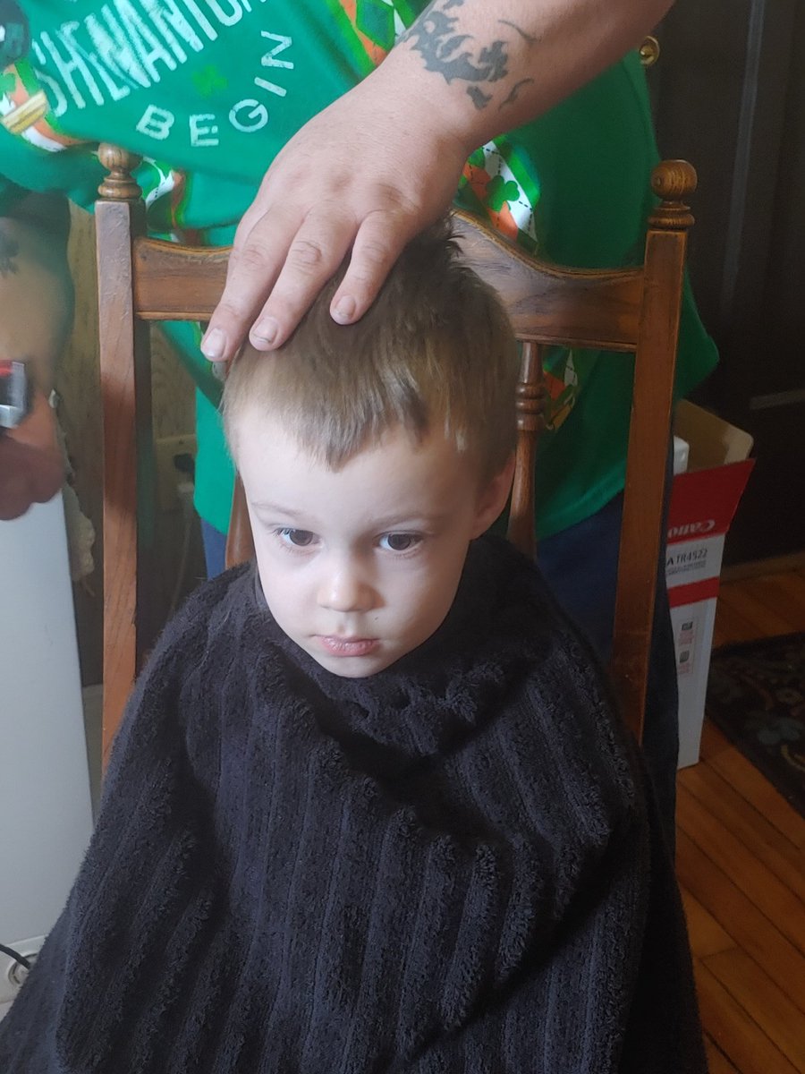 MaggotDozer's tweet photo. HAIRCUT DAY! #QuarantineLife #CaronaCut #MiniDozer #dadlife #MohawkChallenge https://t.co/Dqfuw1WYJW
