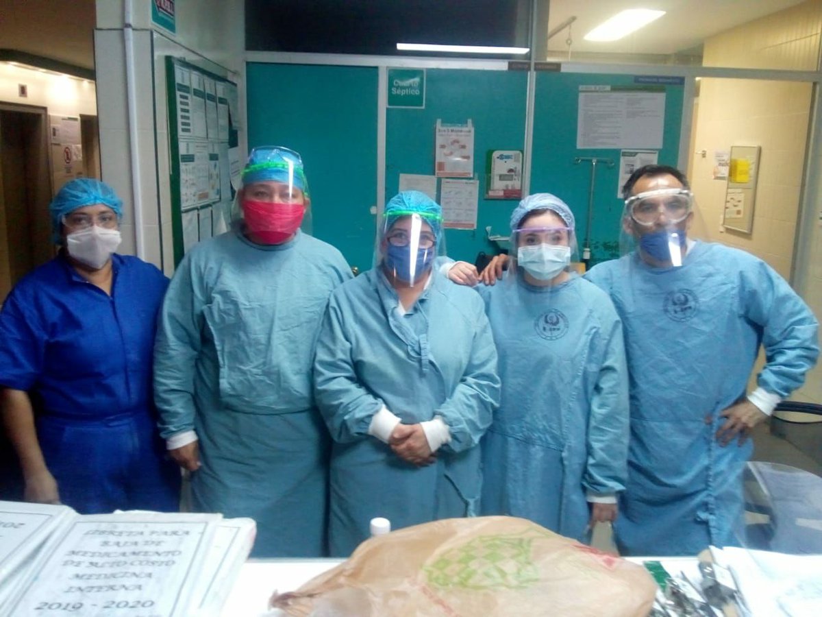 ¡La ayuda no tiene descanso! 
Una fotografía de makers en Sinaloa.
¡Gracias por dejarnos ayudar!