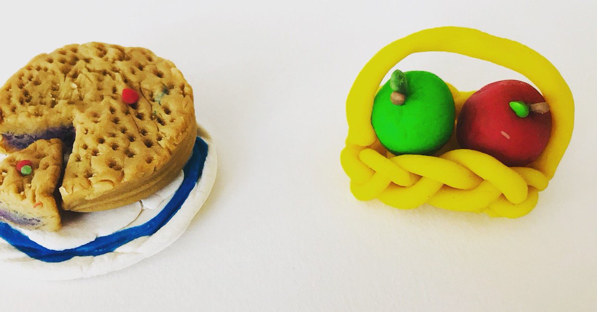 MuseumKindness's tweet photo. 😋 yummy! Thank you Evie (10 years old) for sending in her delicious story-inspired-art! Evie’s mom, @artistcaz , is an artist and they are using the stay-safe-at-home time for a bit of art making time. More details on instagram: https://t.co/vX4yX3nO1U https://t.co/qcbC4xZwoq