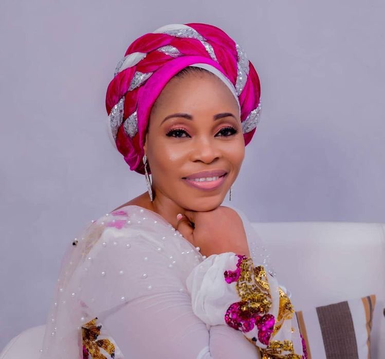 15. Tope Alabi