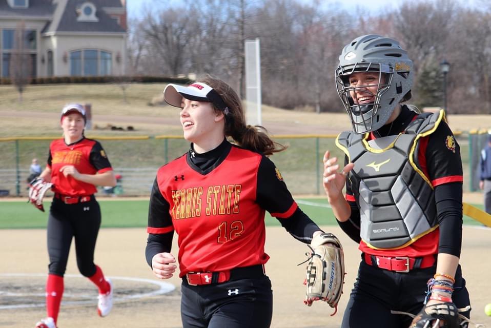 FSU_SB's tweet image. The 2nd senior is #12 @proctorc3 ! Connor is an Business Major from Perrinton, MI. Connor is a right handed pitcher, whose rise ball was devastating! Connor joined the Bulldogs as a junior, transferring from Lansing Community College after two great years with the Stars!