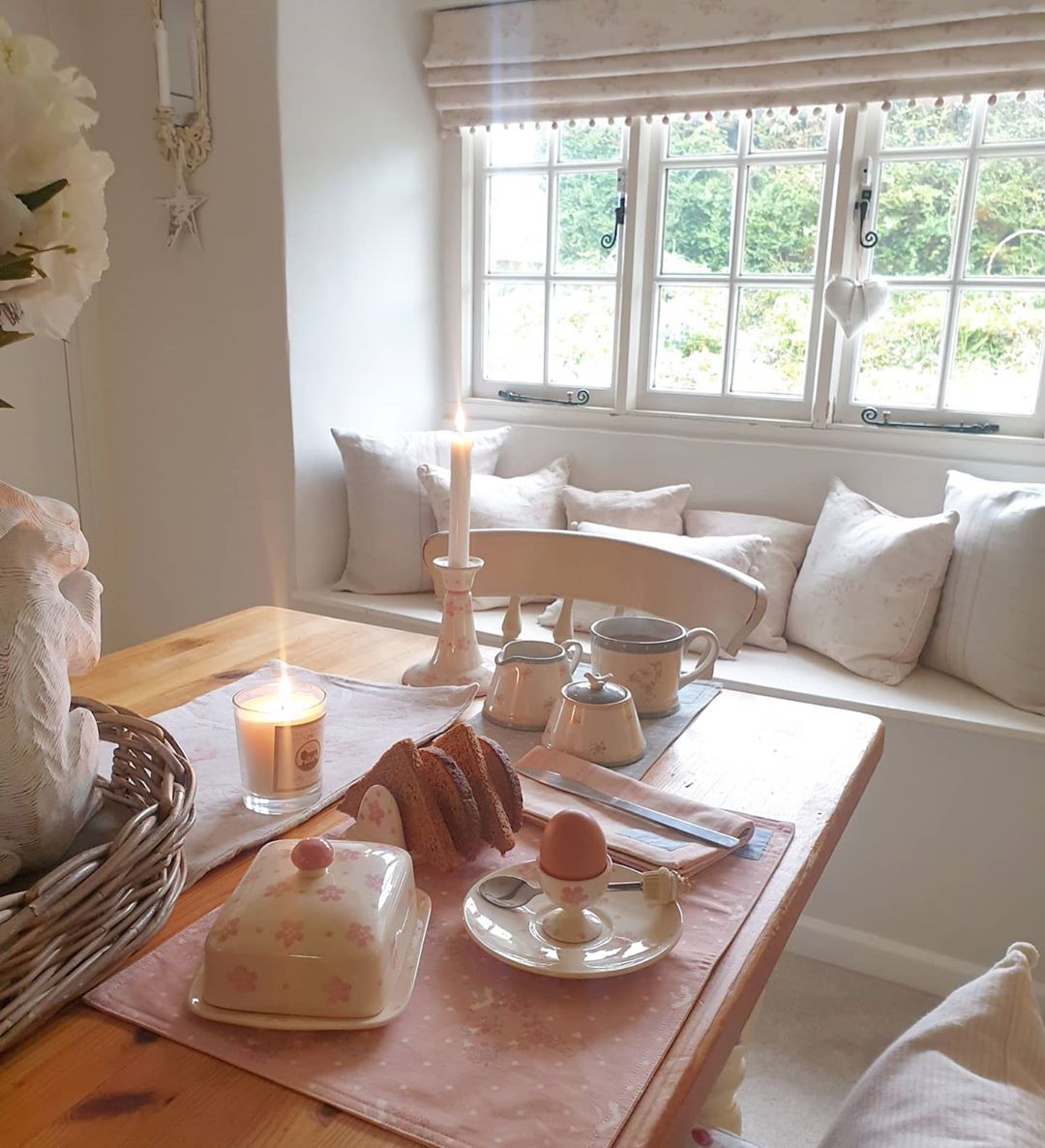 cannscottage— the owner of this account, Sarah Cann, owns a rectory cottage and posts interiors of said cottages. similar to the previous account, it has a very pastel-y vibe. https://instagram.com/cannscottage?igshid=kifgml8snxnw