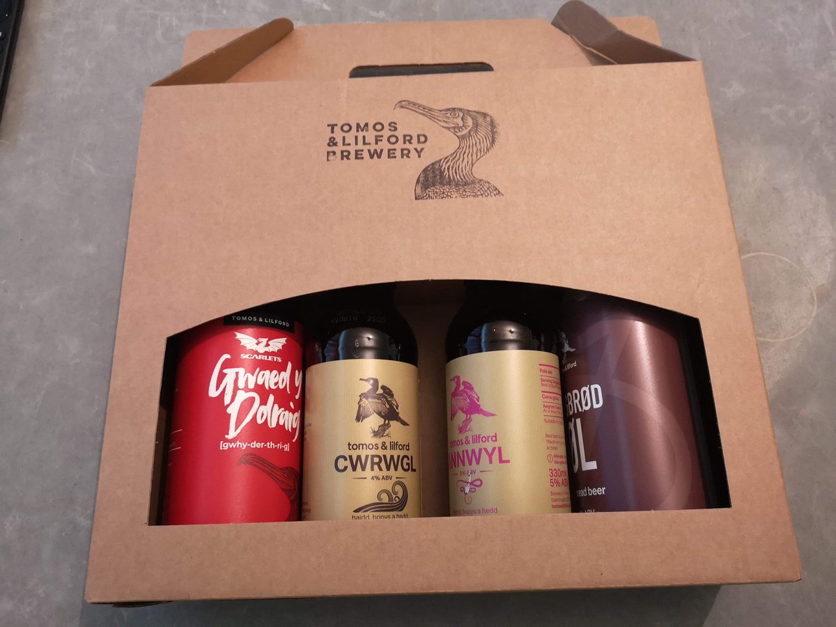 BarryRoundTable's tweet photo. With the support of local businesses, we are launching a raffle to raise money to buy drinks, snacks and treats for local key workers. Tickets are £1 each and you can, for your chance to win some great prizes. Entry closes on Friday 1st May at 10am via https://t.co/3aGLb8sxNM https://t.co/Cpj4Yy2kOn