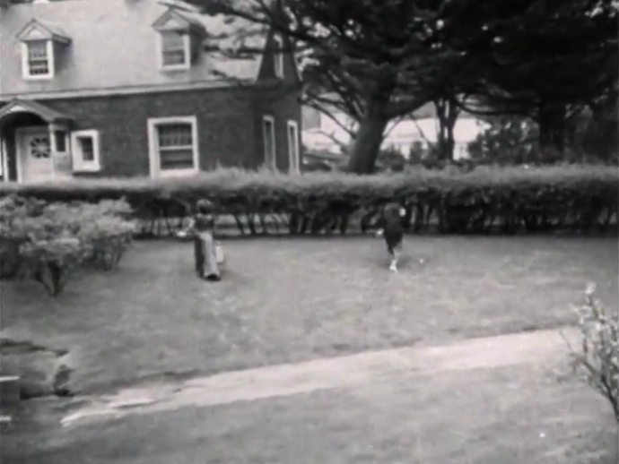 Ending today's spurt with 1 more James Broughton still, from his 1951 film Loony Tom, filmed in part by the Milwright Cottage near Murphy Windmill in Golden Gate Park's Western edge. See the whole film (& others) via  @facetschicago. Or watch the Broughton doc Big Joy via  @Kanopy.