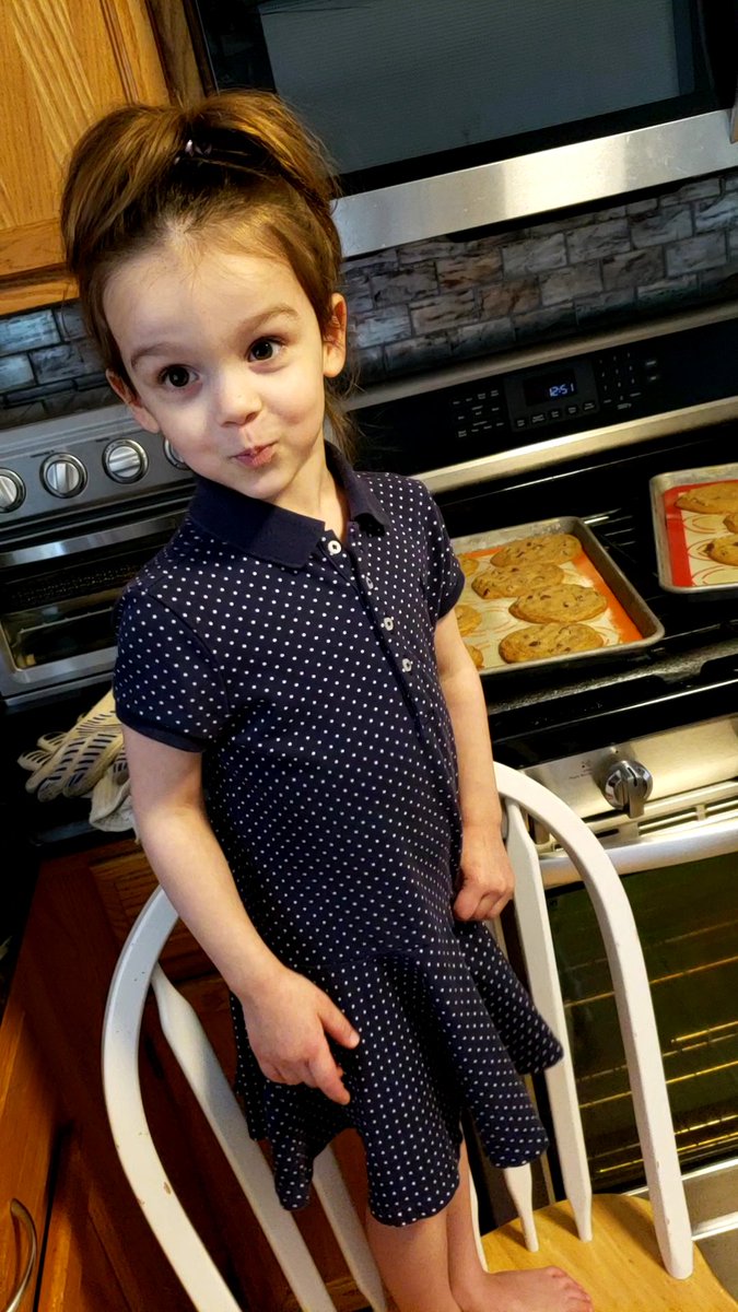 SraRoblesATHS's tweet image. Pictured left: what TikTok&apos;s &quot;cookingwithbabs&quot; cookies look like

Pictured right: what Layla and my cookies look like after following Babs&apos; directions...C&apos;MON BABS! Did you forget to tell us something?! 

Despite this, Layla was still pretty proud of our creations!