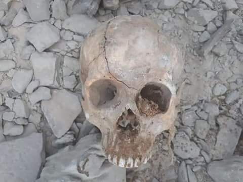 umarsherani9's tweet photo. بلوچستان پاکستان کا واحد بدقسمت صوبه هےـ جہاں زمین سے کہیں معدنیات نکلتی ہے اور کہیں مسخ شده لاشیں نکلتی ہے.
#SaveBalochGeneration https://t.co/hjQeQ4BFOO