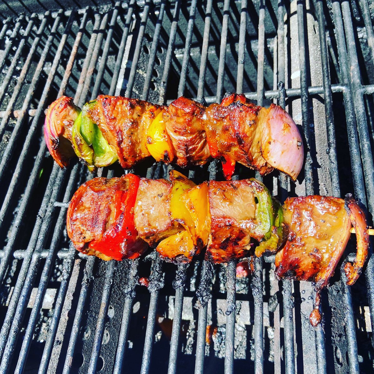 SpoonAZ's tweet image. Grilling at 10:30 in the morning is the only option when it’s going to be 100 degrees and it’s not even May. #AZproblems