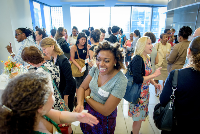 HeatherHernand's tweet photo. Networking is even more important now that we are doing it all virtually and I'm sharing my tips here: https://t.co/5Bg9oEOS7E
#JobForward #AMAHouston #JobSearch #Networking https://t.co/DD7K5SzZBi
