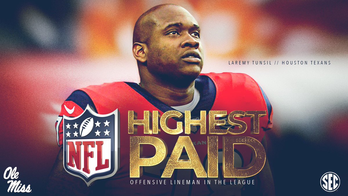 OleMissFB's tweet photo. 👑 of @NFL OL: @KingTunsil78

#NFLRebels https://t.co/EYJIKFUYYr