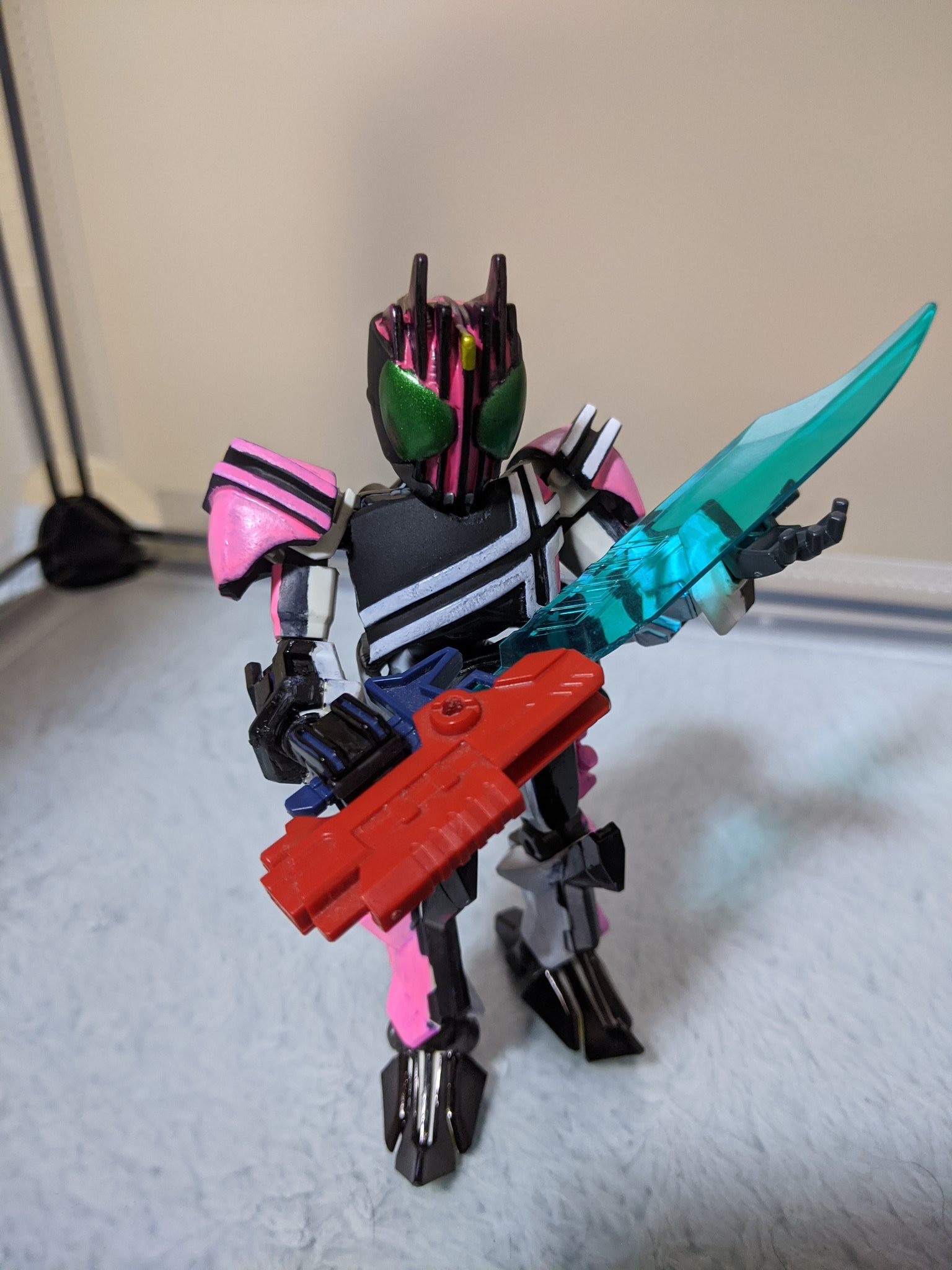 ショウマ 決闘者 通りすがりの仮面ライダーだ 覚えておけ Kamen Ride Decade Lbx ディケイド ダンボール戦機 仮面ライダーlbx 仮面ライダーディケイド ドットブラスライザー T Co 9cj07ag8hj Twitter